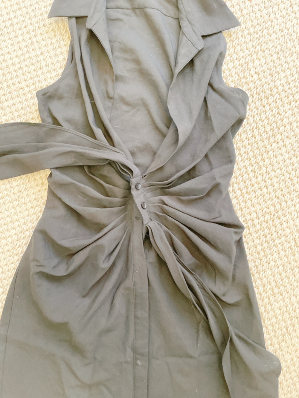 Choosy Crosby St Dress Plunging Neckline Tie Waist Women's Dress Black 6 - Picture 11 of 13